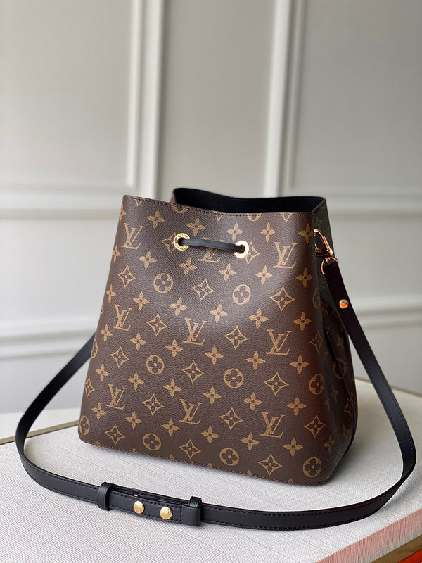 Luxurious Totes - Latest - 9728