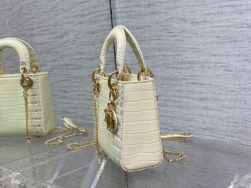 Luxurious Totes - Latest - 6432