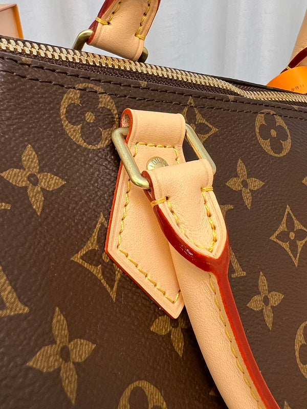LOV - Luxurious Totes - 1635