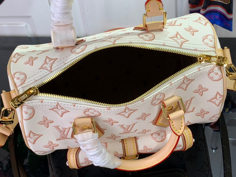 LOV - Luxurious Totes - 1233