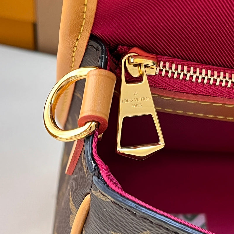 LOV - Luxurious Totes - 696