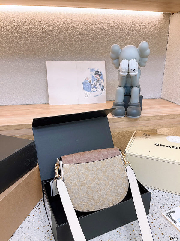 Luxurious Totes - CCH2 Bags - 006