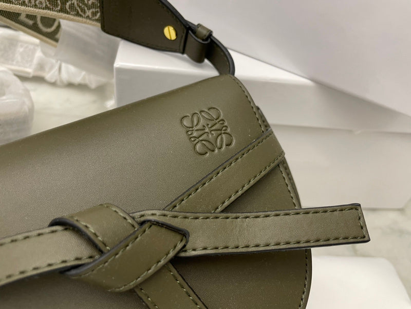 Luxurious Totes - LW-CH Bags - 008