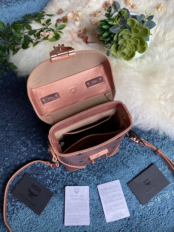 Luxurious Totes - Latest - 7808