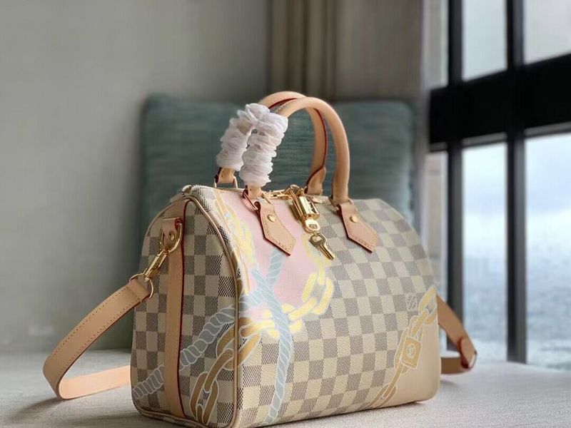 LOV - Luxurious Totes - 524