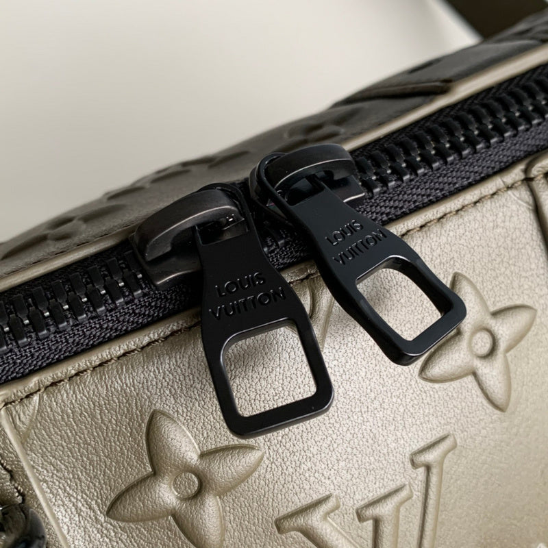 LOV - Luxurious Totes - 2378