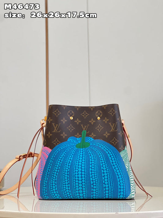 LOV - Luxurious Totes - 306