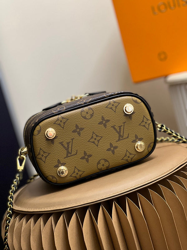 LOV - Luxurious Totes - 1001