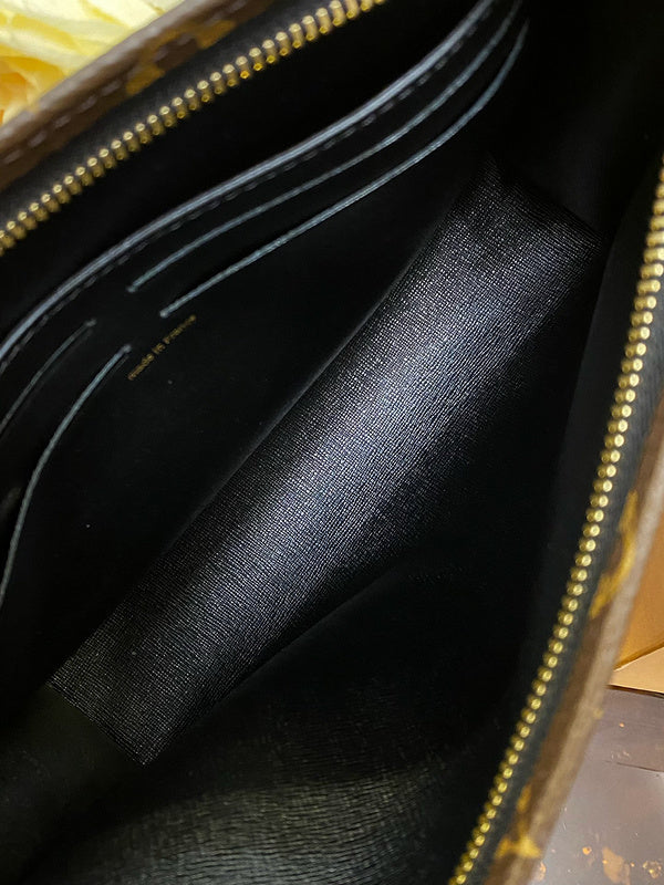 LOV - Luxurious Totes - 1435