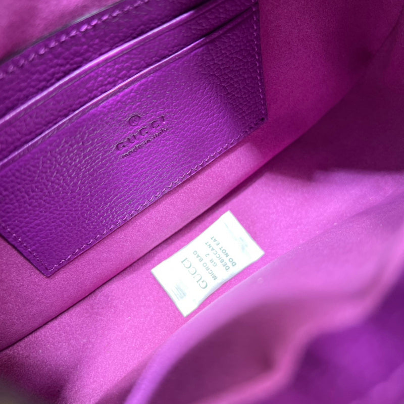 GUI - Luxurious Totes - 107