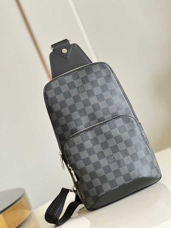 LOV - Luxurious Totes - 2172