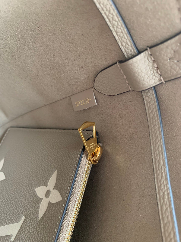 LOV - Luxurious Totes - 1021