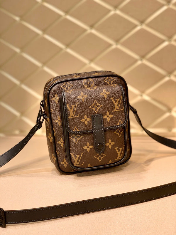 Luxurious Totes - Latest - 844
