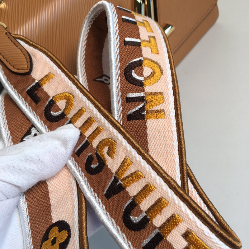 LOV - Luxurious Totes - 1829