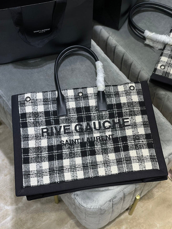 Luxurious Totes - Latest - 8484
