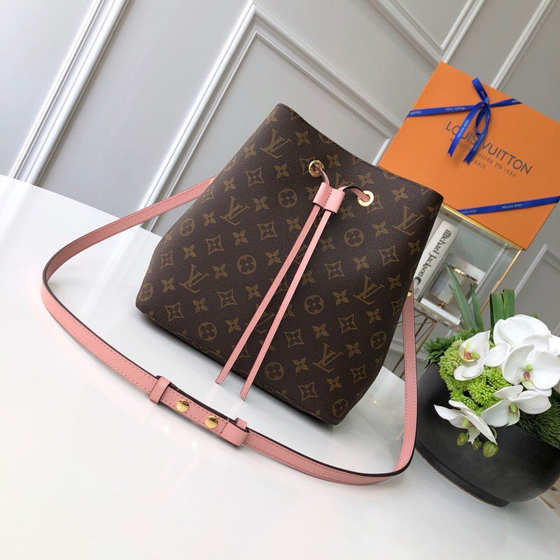 Luxurious Totes - Latest - 9733