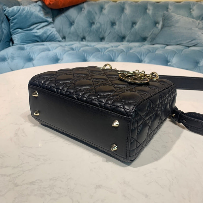 Luxurious Totes - Latest - 6326