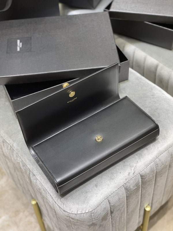Luxurious Totes - Latest - 8716