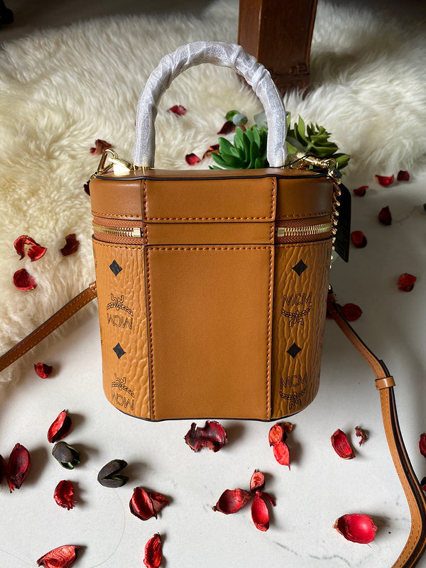 Luxurious Totes - Latest - 7745