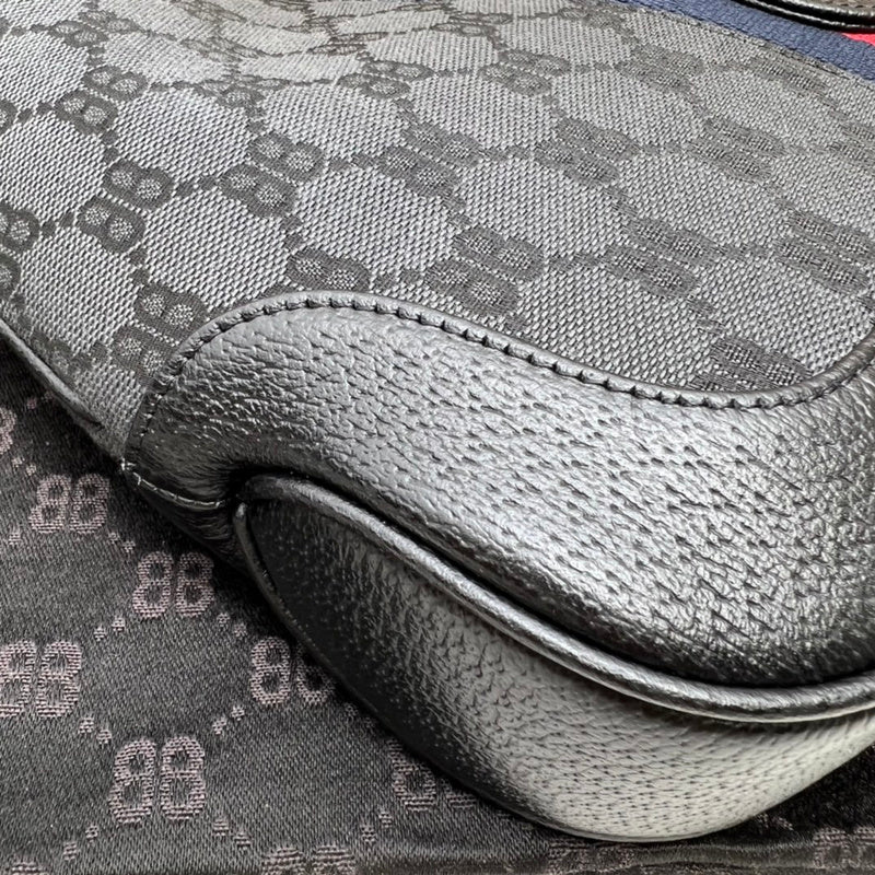 GUI - Luxurious Totes - 097