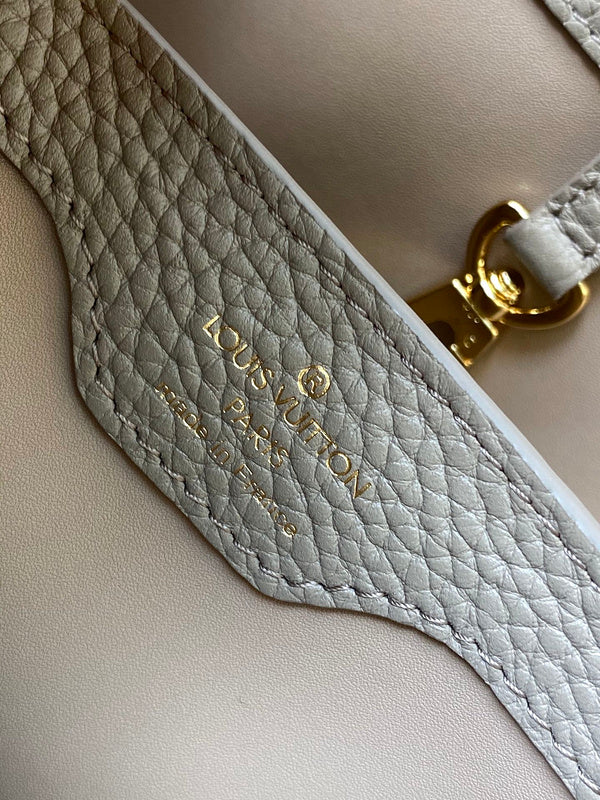 LOV - Luxurious Totes - 2199