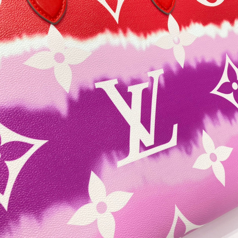 LOV - Luxurious Totes - 2568