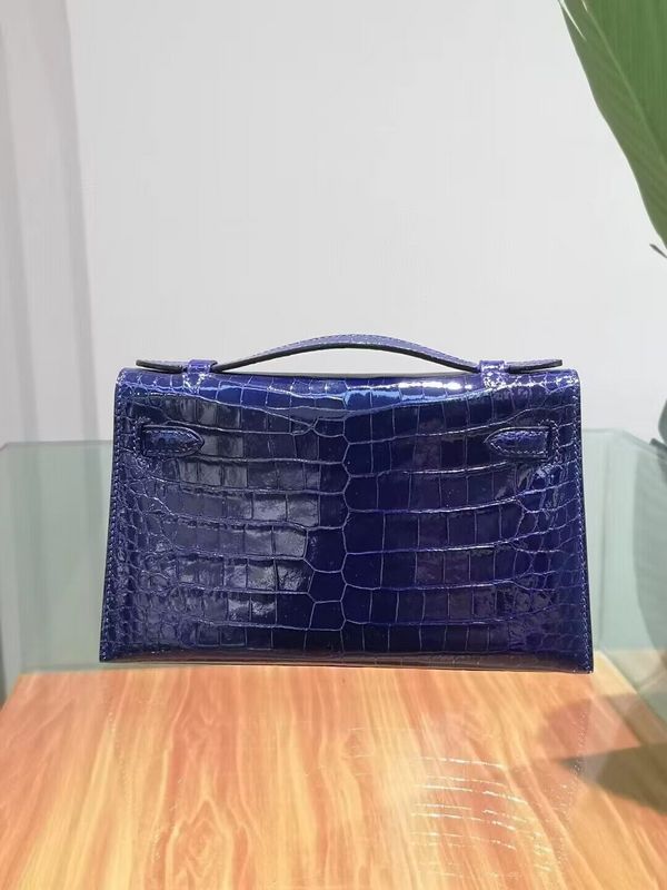 HMS - Luxurious Totes - 015