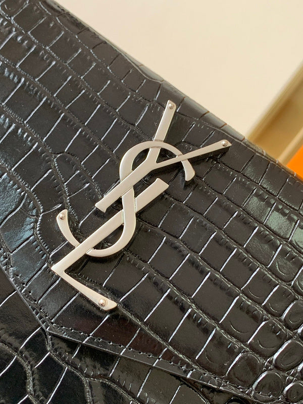 Luxurious Totes - Latest - 8105