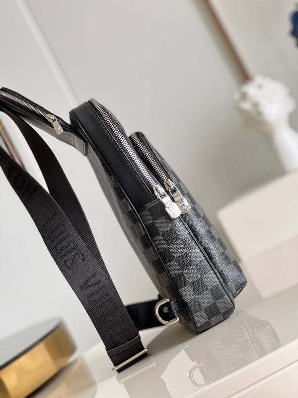 LOV - Luxurious Totes - 1121