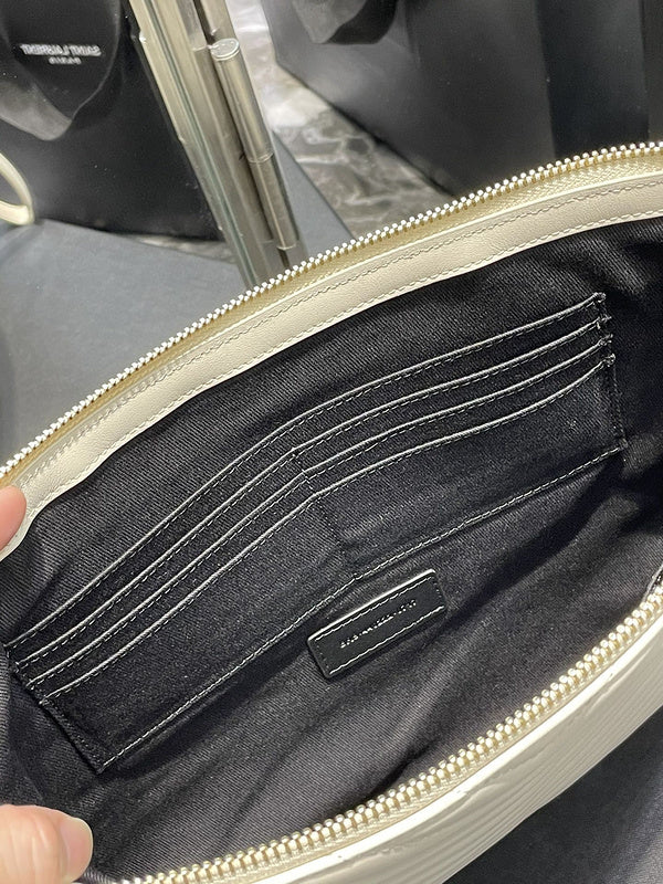 Luxurious Totes - Latest - 8802