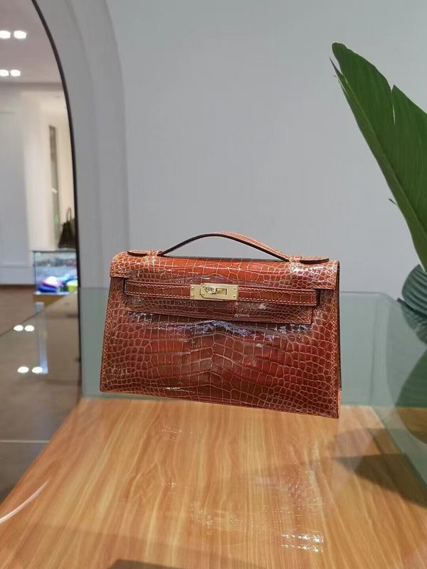 HMS - Luxurious Totes - 018