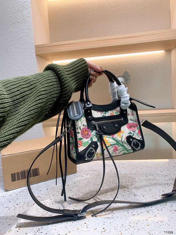 Luxurious Totes - BGA2 Bags - 224