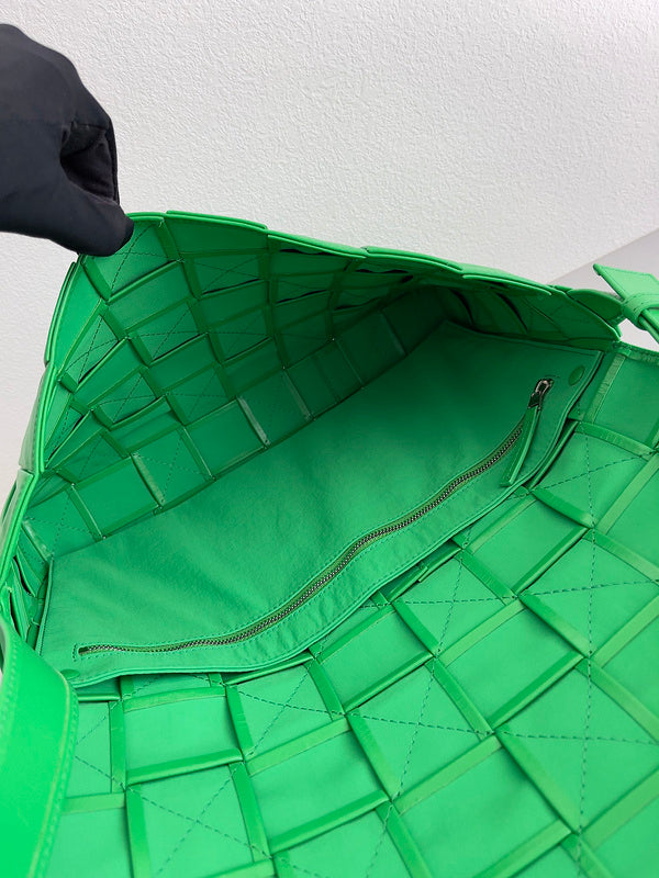 Luxurious Totes - Latest - 6988