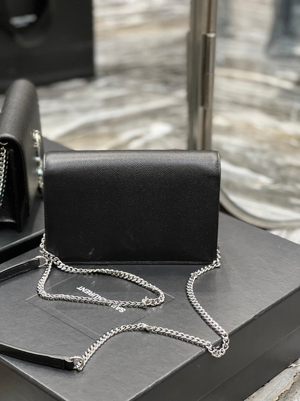 Luxurious Totes - Latest - 8679