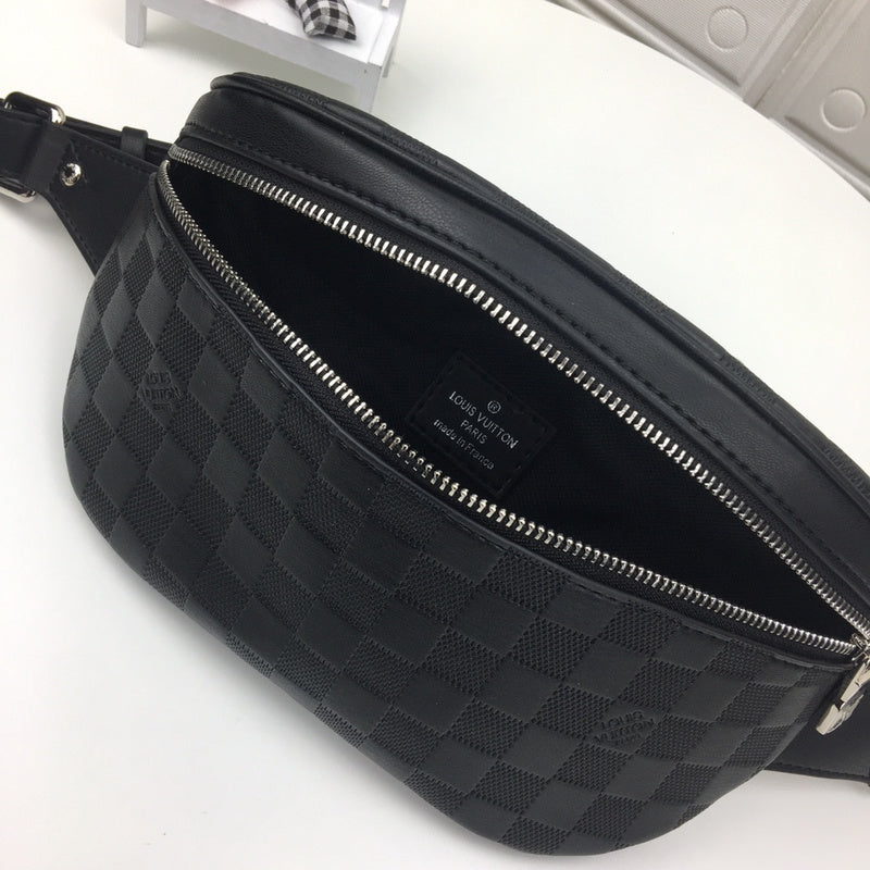 LOV - Luxurious Totes - 2367