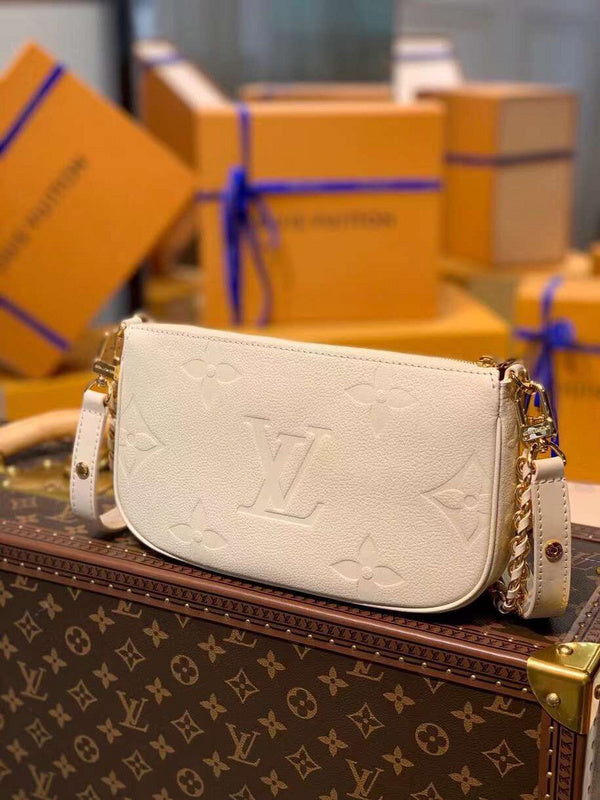LOV - Luxurious Totes - 2310