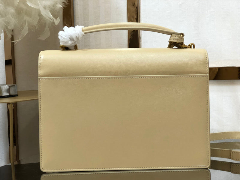 Luxurious Totes - Latest - 9425