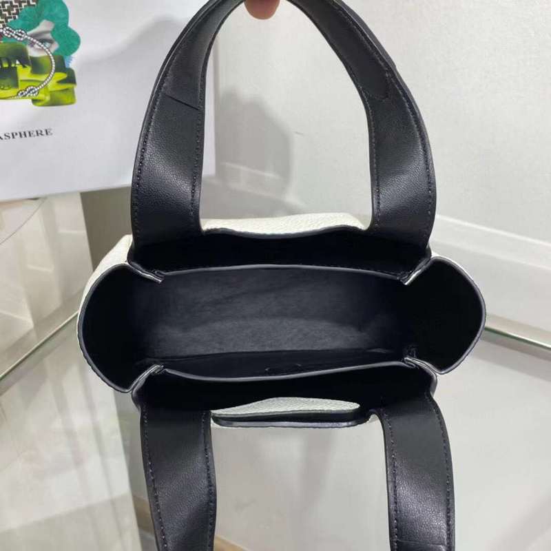 PDA2 Bags - Luxurious Bags  439