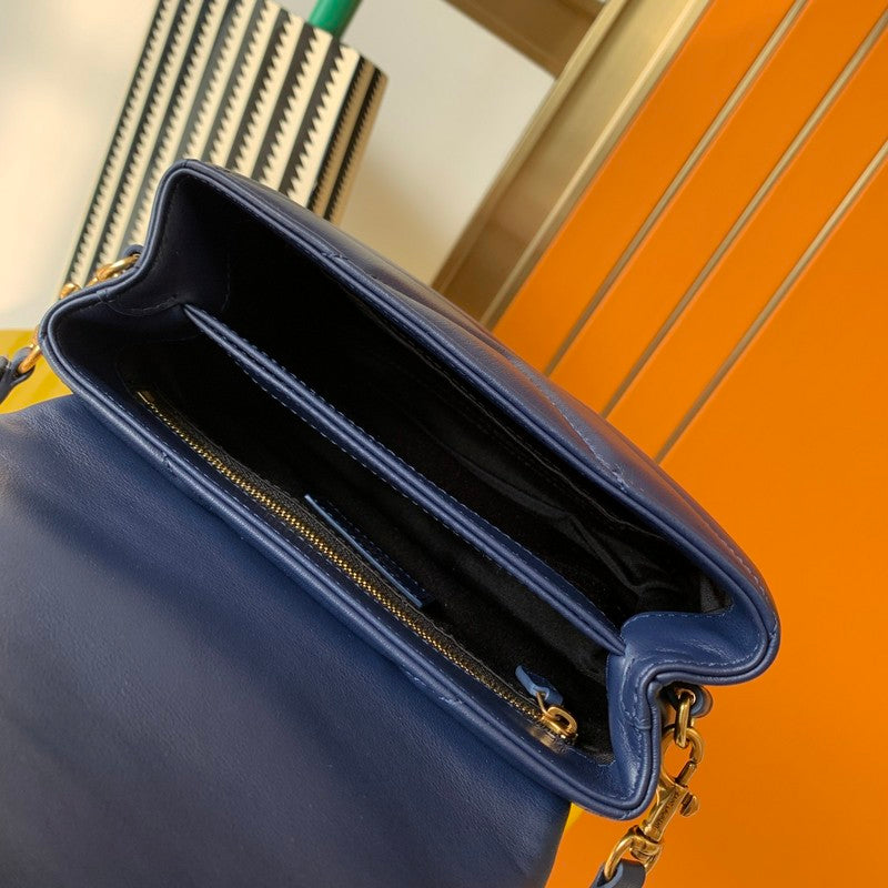 Luxurious Totes - Latest - 8001
