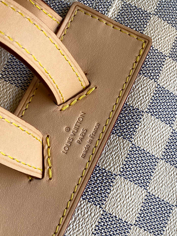 LOV - Luxurious Totes - 1864