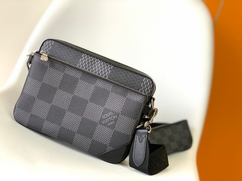 LOV - Luxurious Totes - 1437