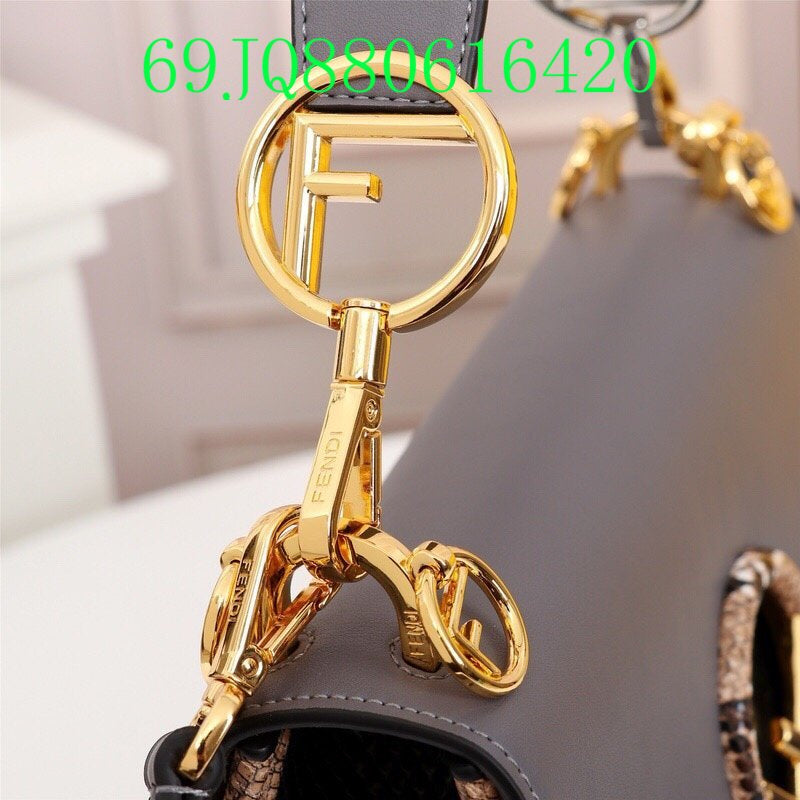 GC - Shoulder - 2890