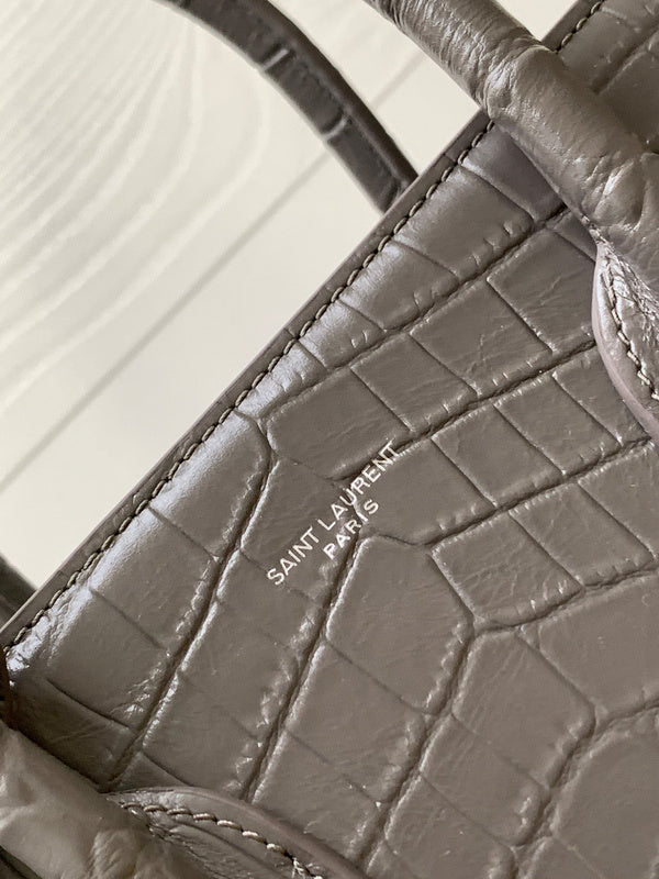 Luxurious Totes - Latest - 8189