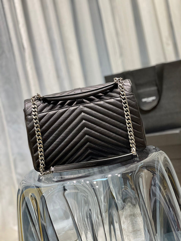 Luxurious Totes - Latest - 8412