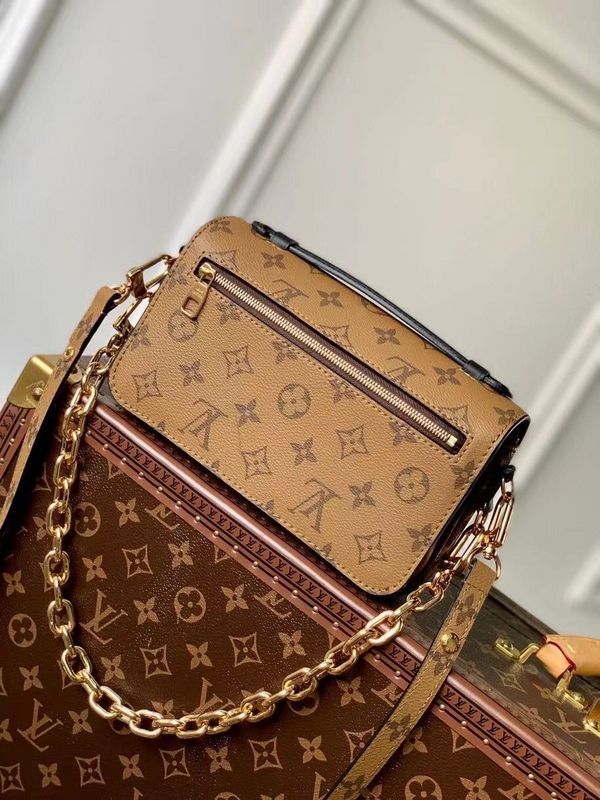 LOV - Luxurious Totes - 826