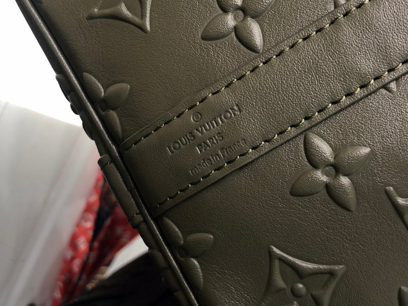 LOV - Luxurious Totes - 2271