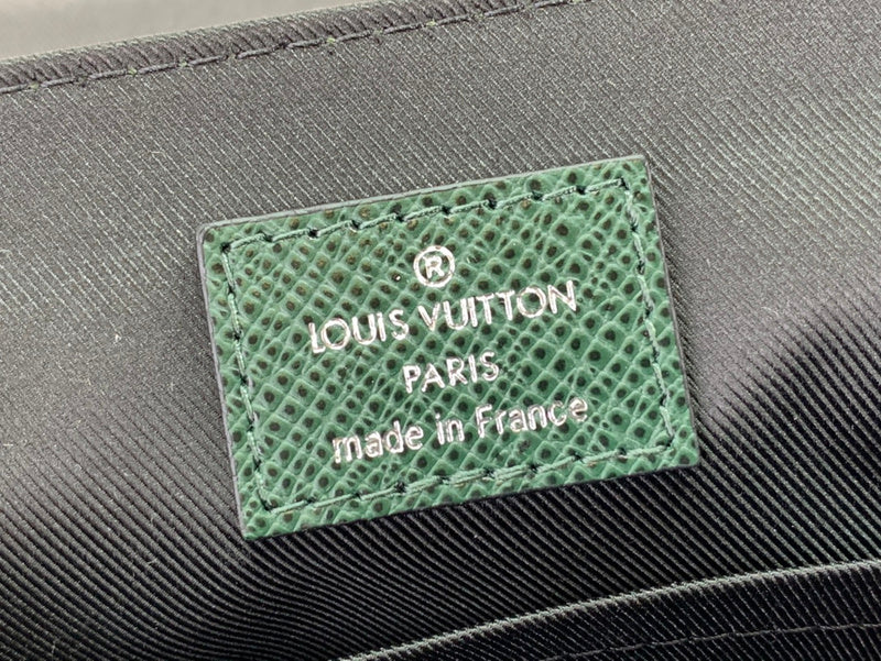 LOV - Luxurious Totes - 1068