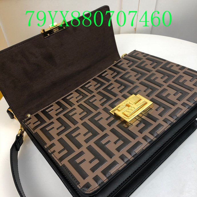 GC - Shoulder - 2596