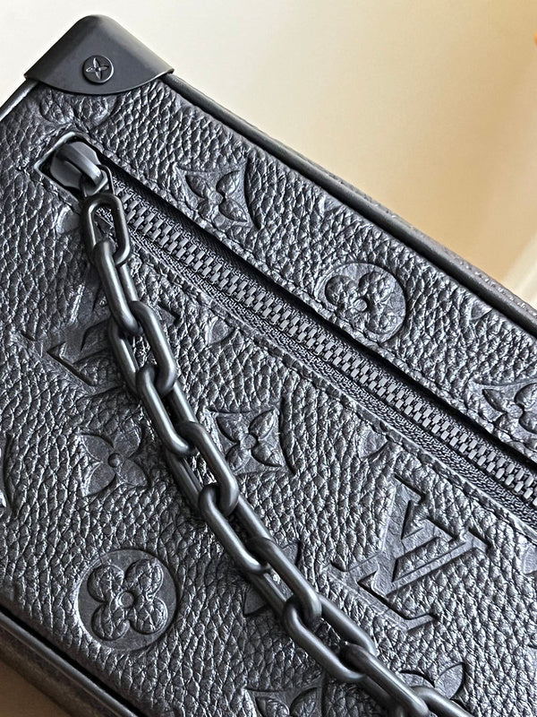 LOV - Luxurious Totes - 992