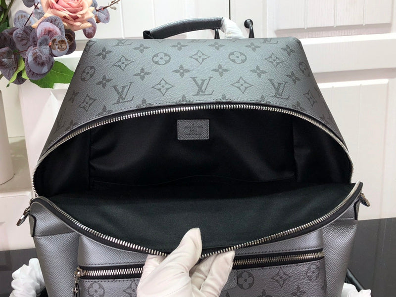 LOV - Luxurious Totes - 1596